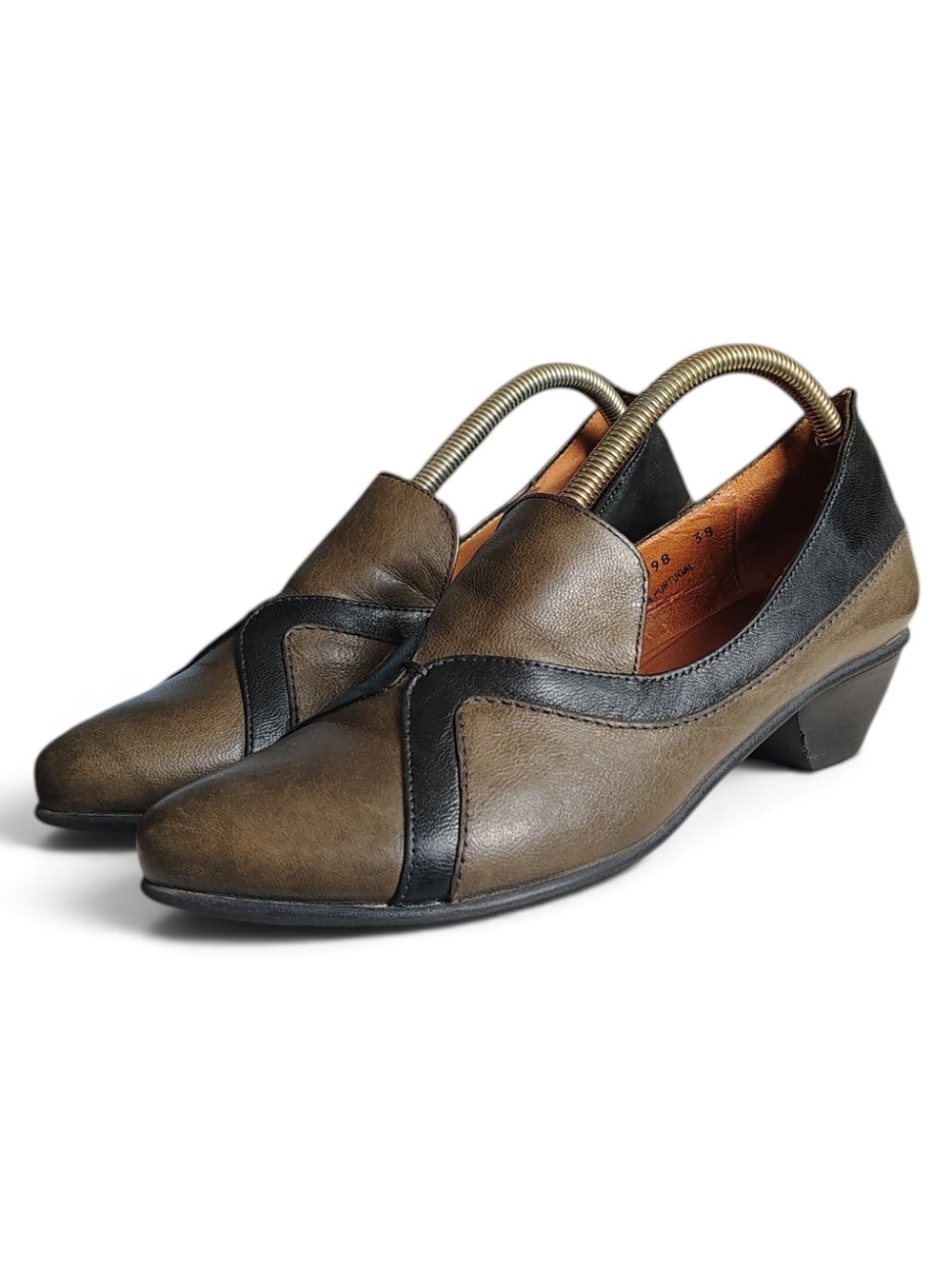Fidji Women's Olive/Black Colorblock Leather Almond Toe Heels US 8 M Portugal